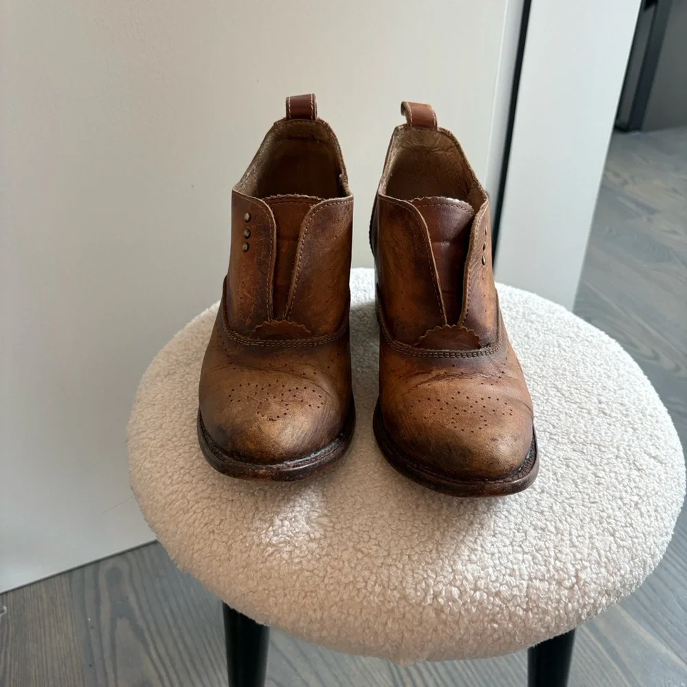 Freebird Sadie Leather Slip On Ankle Bootie 7 GUC - Picture 4 of 10